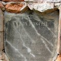 Anton Pöschl
Revierjäger auf der Herrschaft Sedletz
* 25.5.1788
+ 27.10.1850

(2005 an Friedhofsmauer der Sedletzer Allerheiligenkirche / Sedlec bei Kutna Hora, Tschechien von Steph Mayer fotografiert)